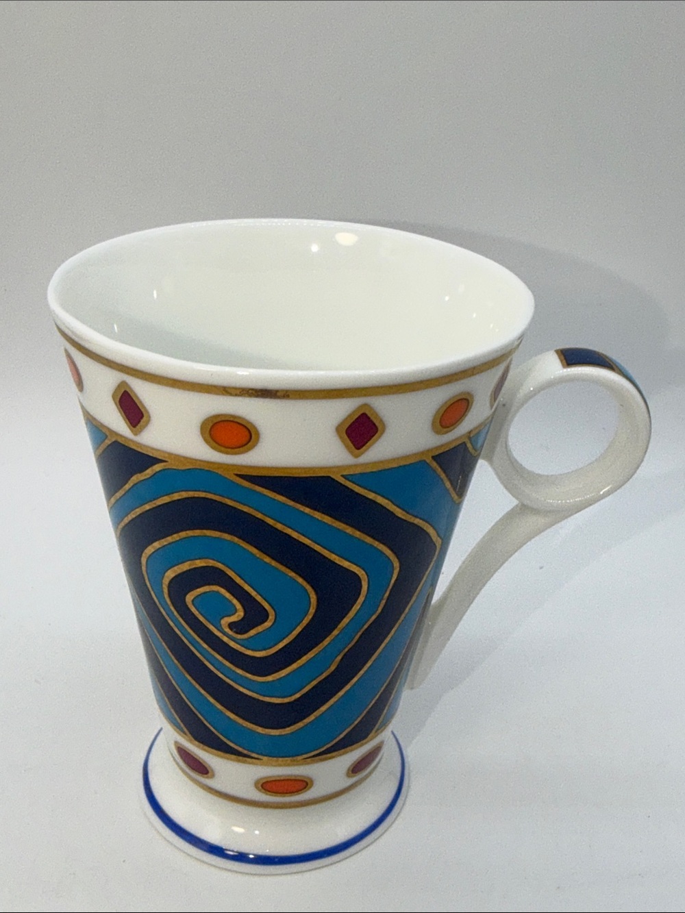 Wren Vintage Fine Bone China made in England Coffee/Tea Mug in Grecian Key